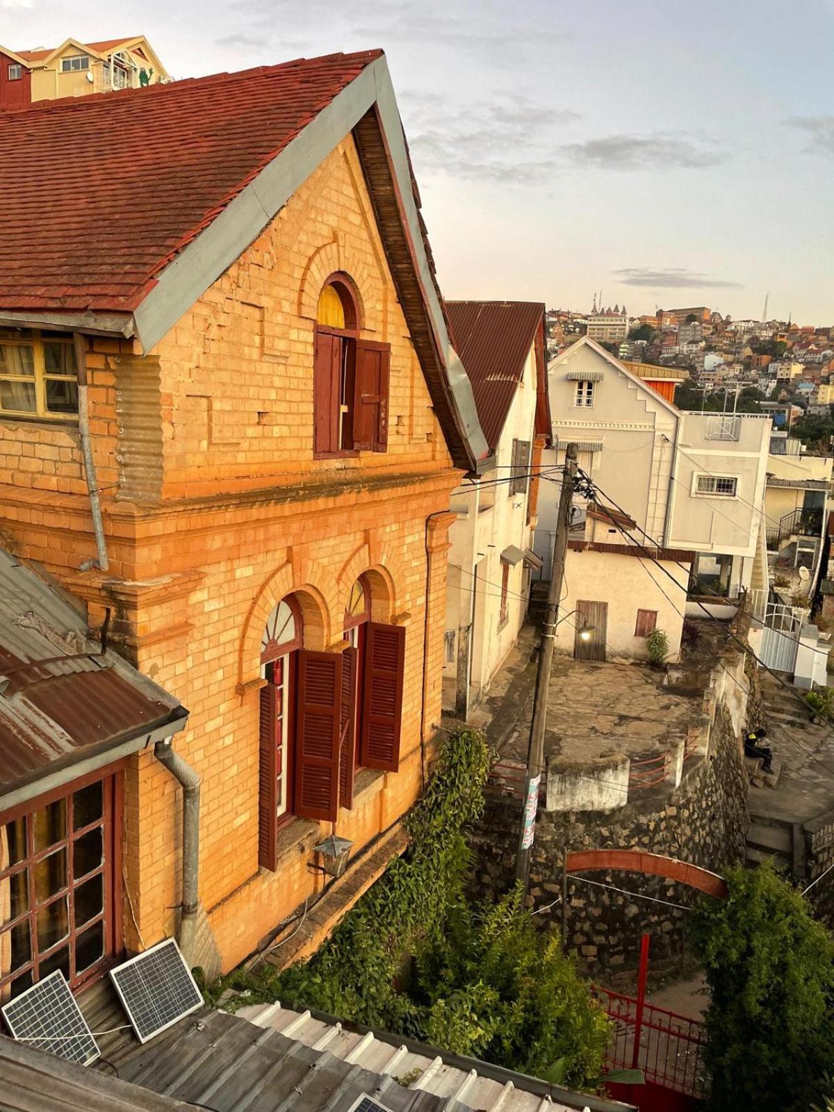 Le Karthala Chambres D'Hotes Tananarive Extérieur photo